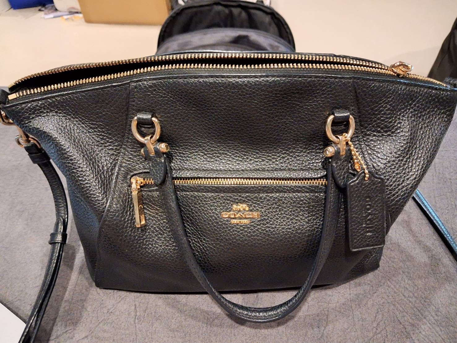กระเป๋า Coach สีดำ